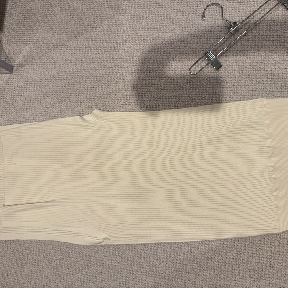 Cream Ribbed Knit Skirt